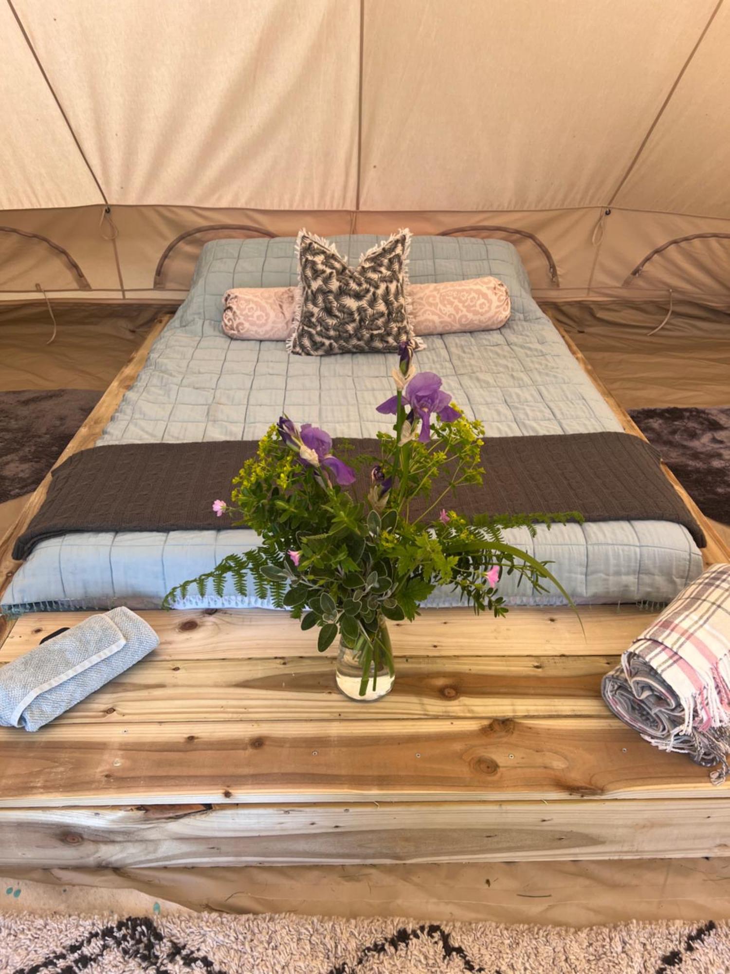 Bluebell Tent At Ballyward Croft Ardkeen ภายนอก รูปภาพ